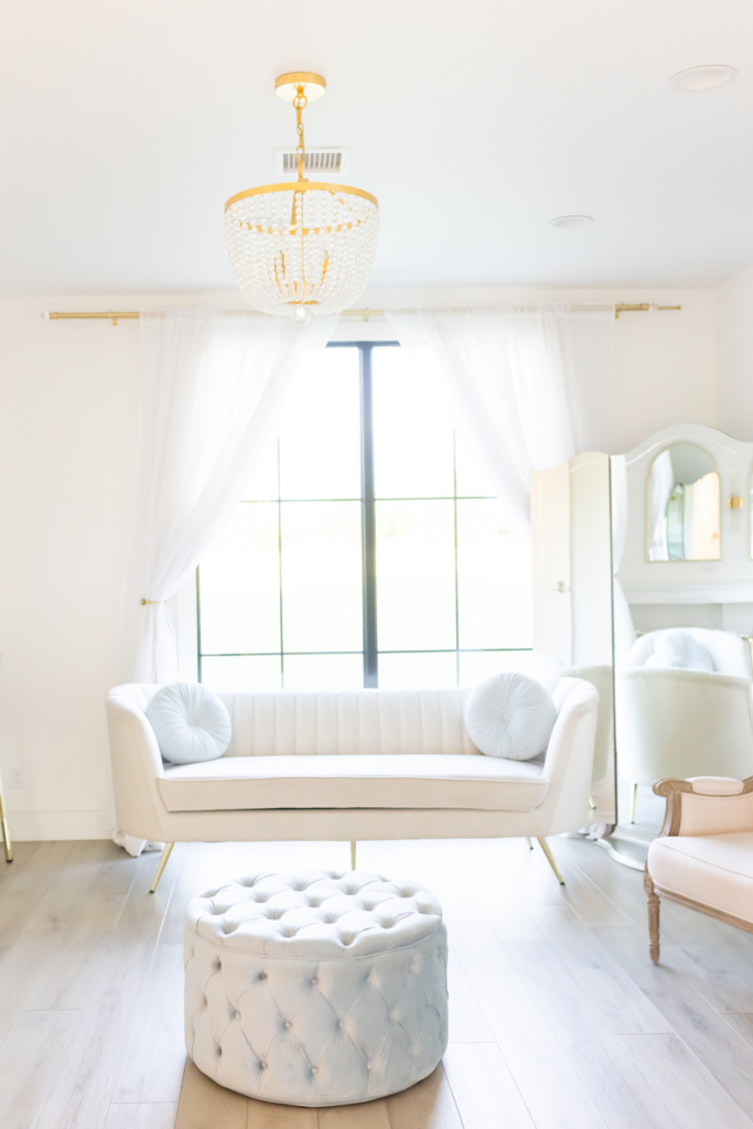 Bluestem Manor Bridal Suite